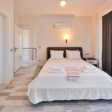 Charming Villa With Private Pool In Kas Βίλα
